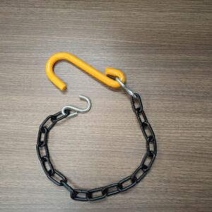 SAFETY HOOK AND CHAIN 28"